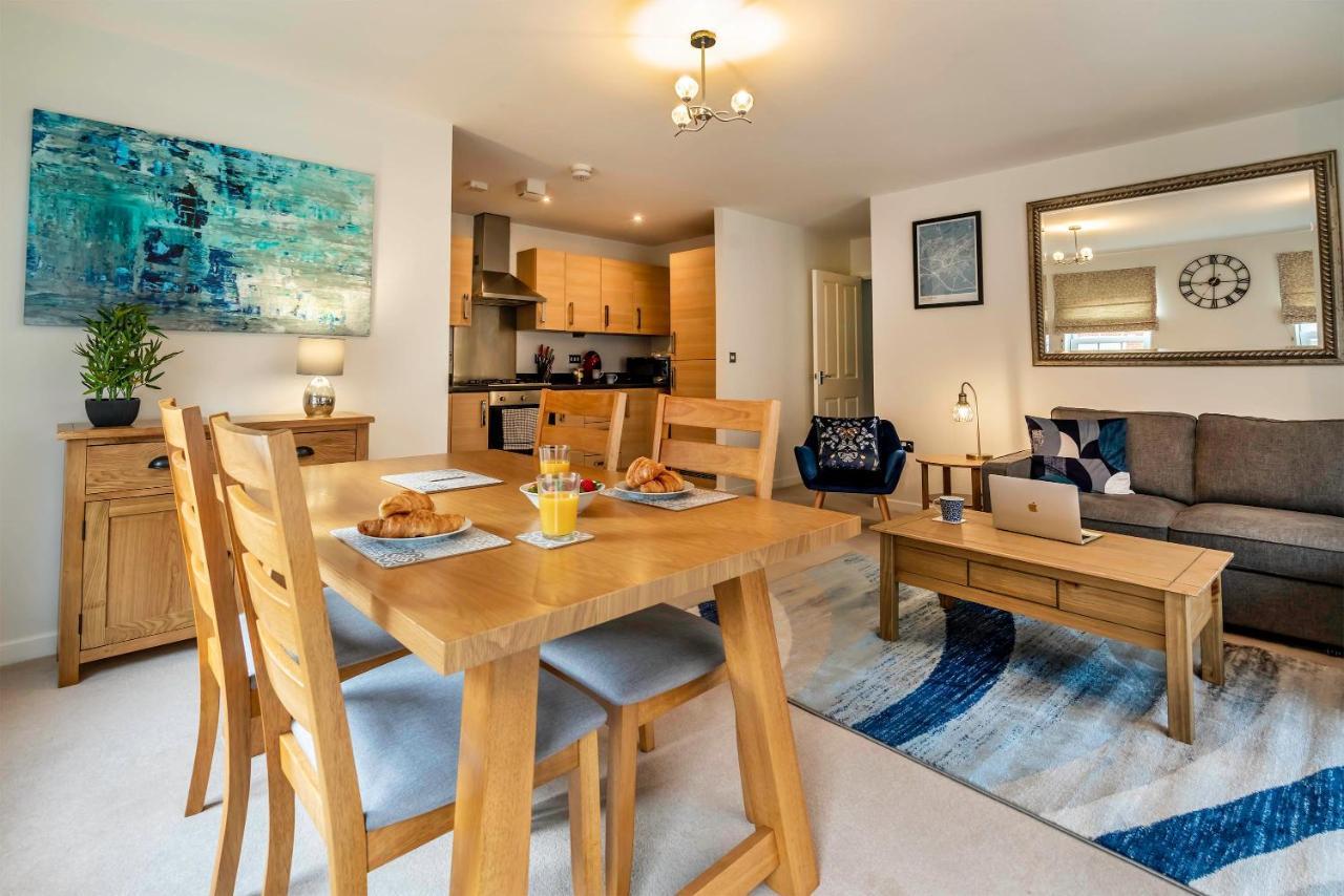 The Augustine - Modern Two Bed Ground Floor Apartment With Parking Canterbury Bagian luar foto