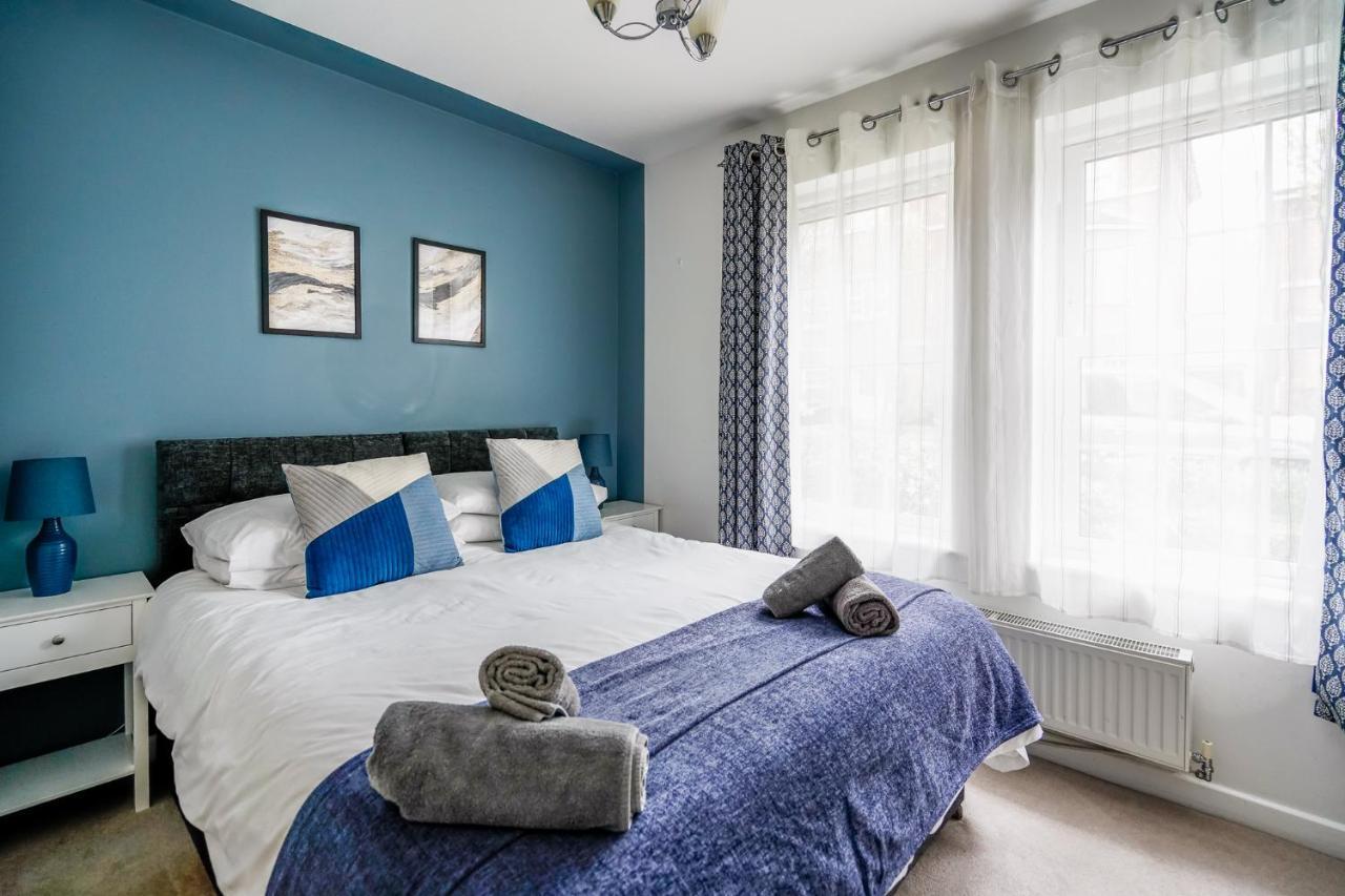 The Augustine - Modern Two Bed Ground Floor Apartment With Parking Canterbury Bagian luar foto