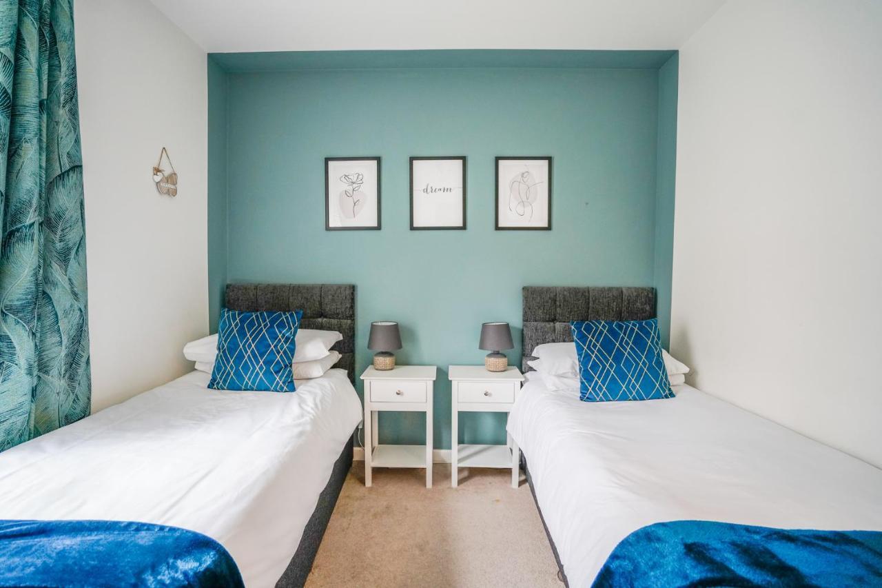 The Augustine - Modern Two Bed Ground Floor Apartment With Parking Canterbury Bagian luar foto